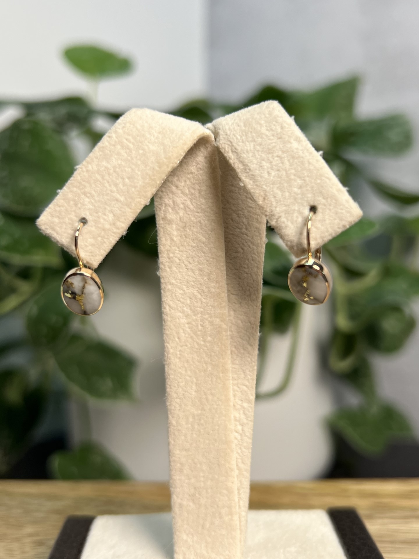 Gold in Quartz Drop Earring Leaver Back – ELBBZ8*6Q