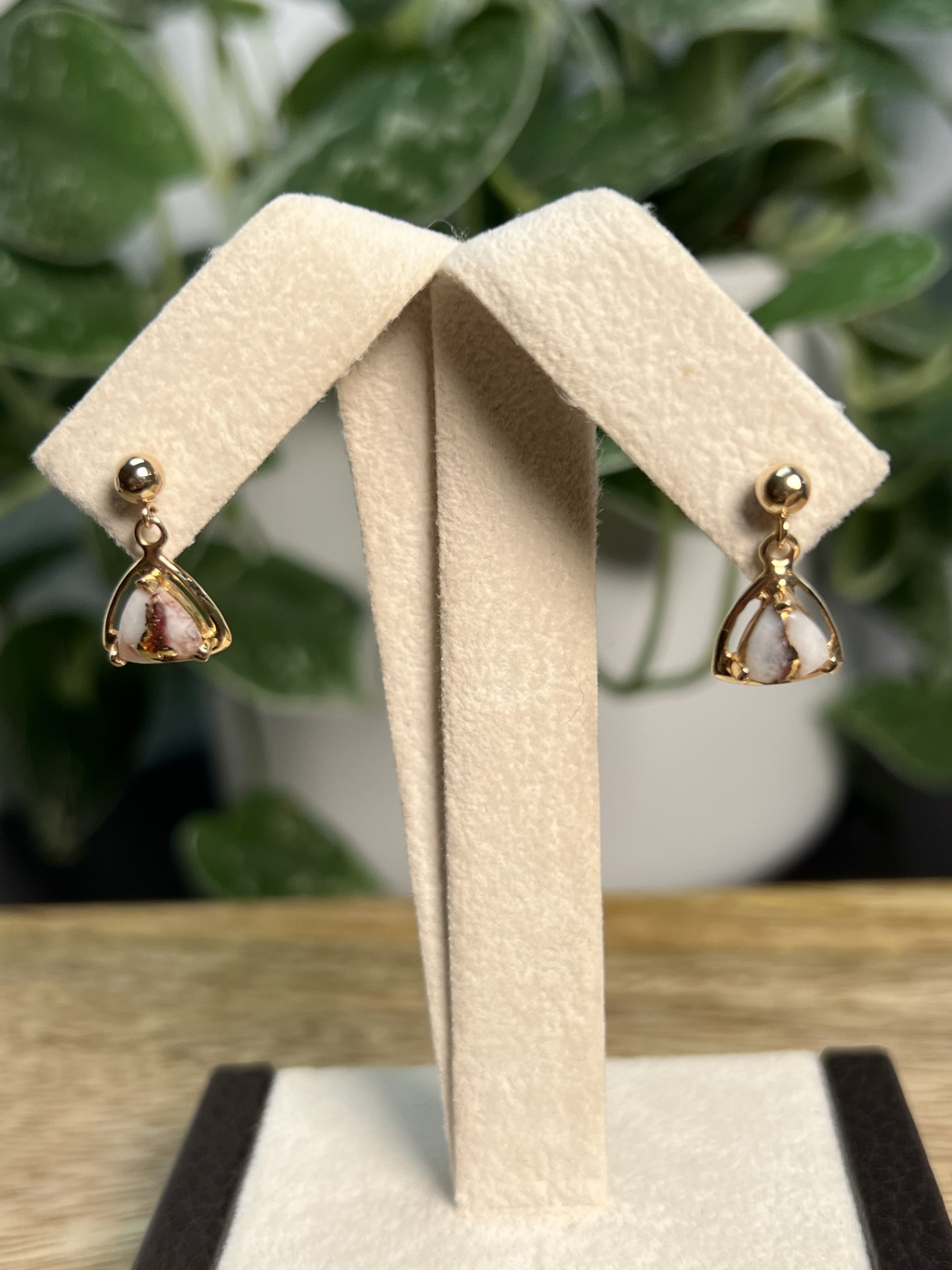 Gold in Quartz Dangle/Post Earring – EN441Q/PD