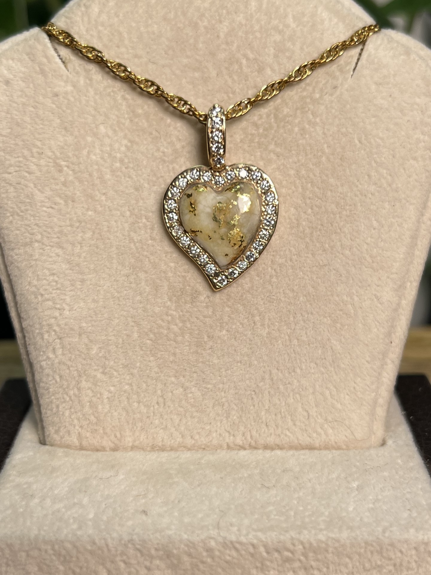 Gold in Quartz Heart Diamond Pendant PH12DQ