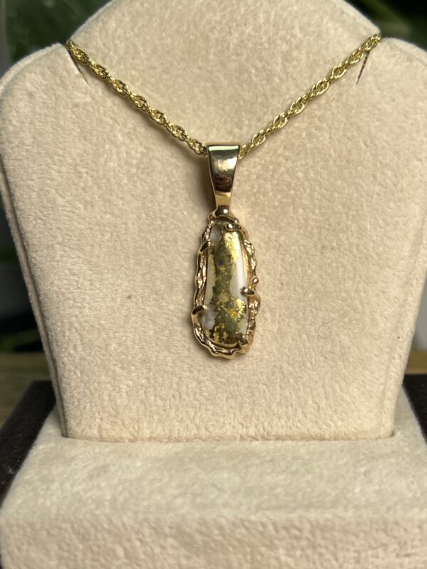Gold in Quartz Freeform Pendant - PFFQ2