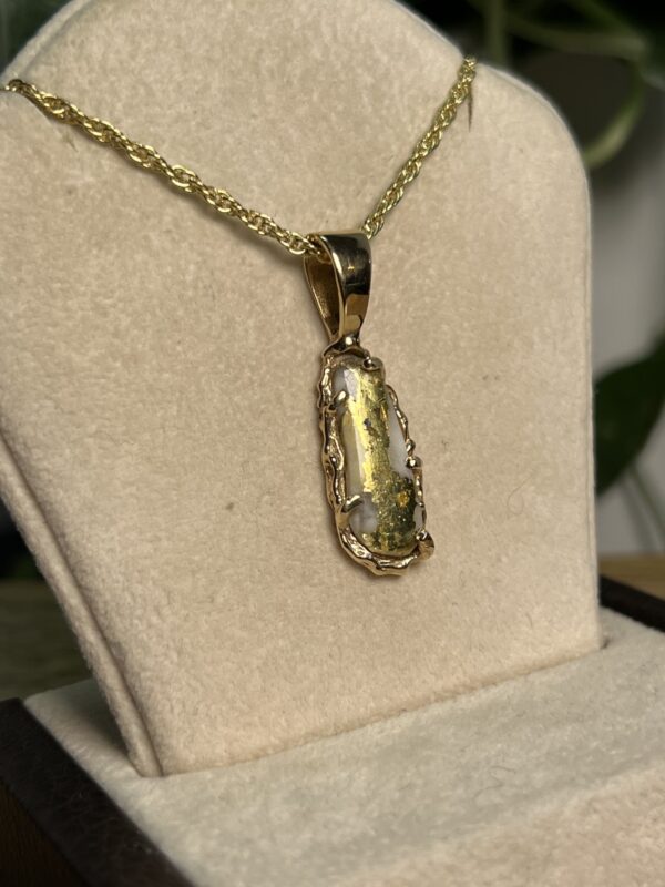 Gold in Quartz Freeform Pendant - PFFQ2 - Image 4