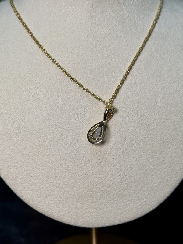 Gold in Quartz Pendant PN442QX - Image 6