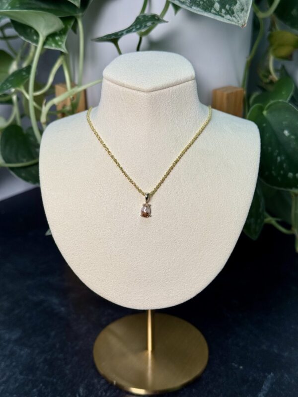 Gold in Quartz Pendant P7*5QX - Image 2