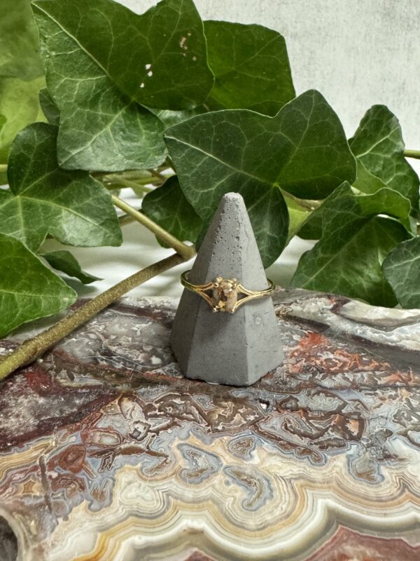 Gold in Quartz Ring - Lady RL751Q