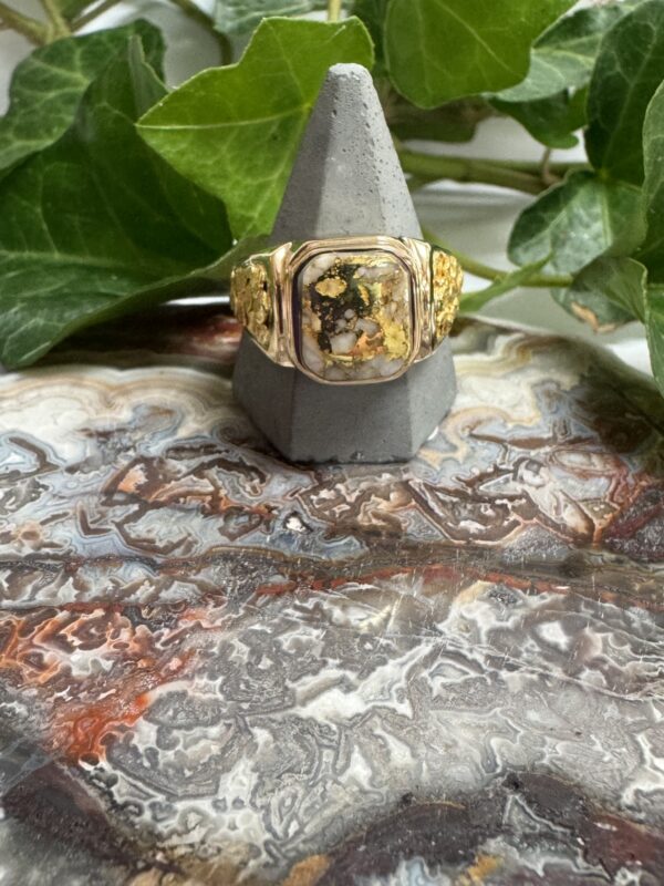 Natural Gold in Quartz Natural Nugget Ring - Man's RM962Q